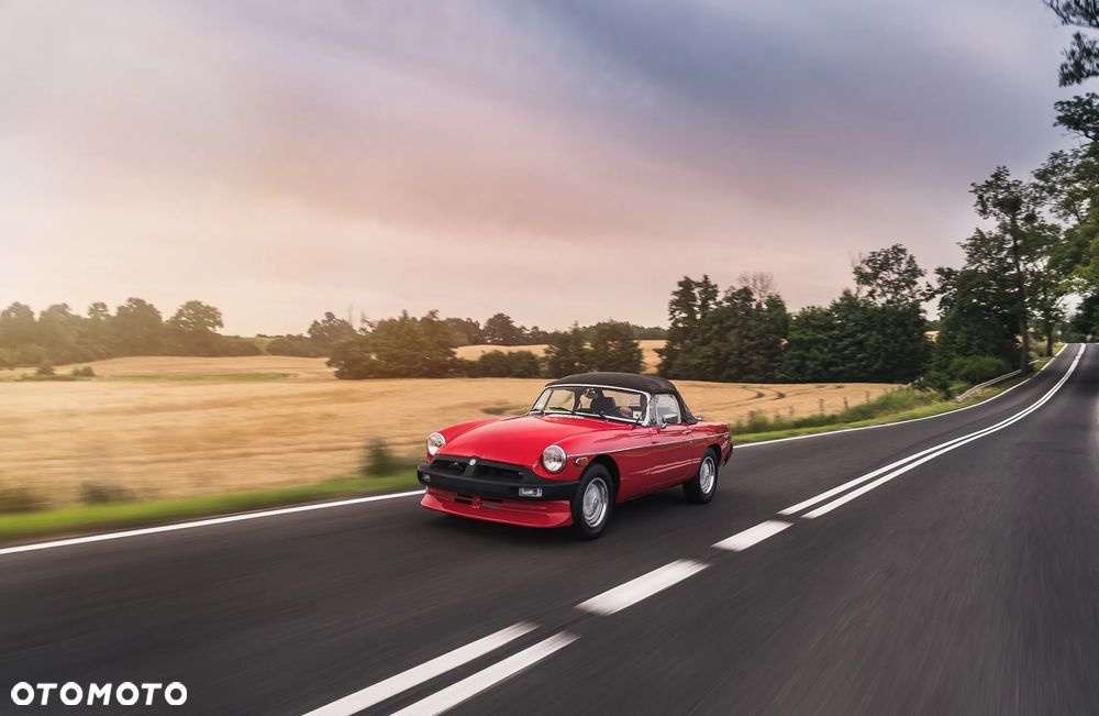 MG MGB - 23