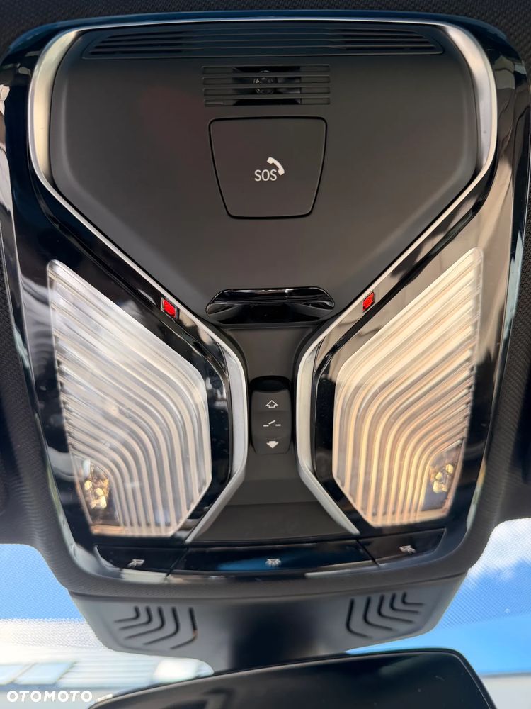 BMW Seria 7 740d xDrive - 26