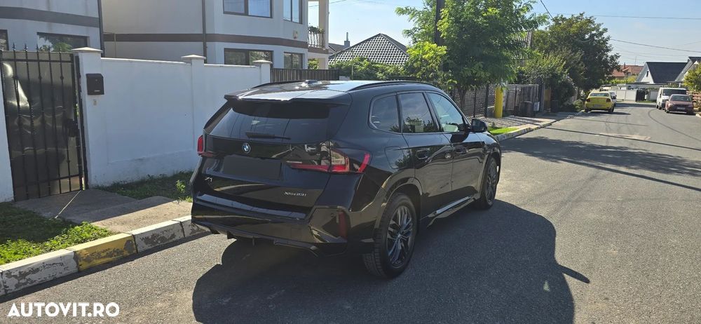 BMW X1 xDrive23i Aut. M Sportpaket - 2