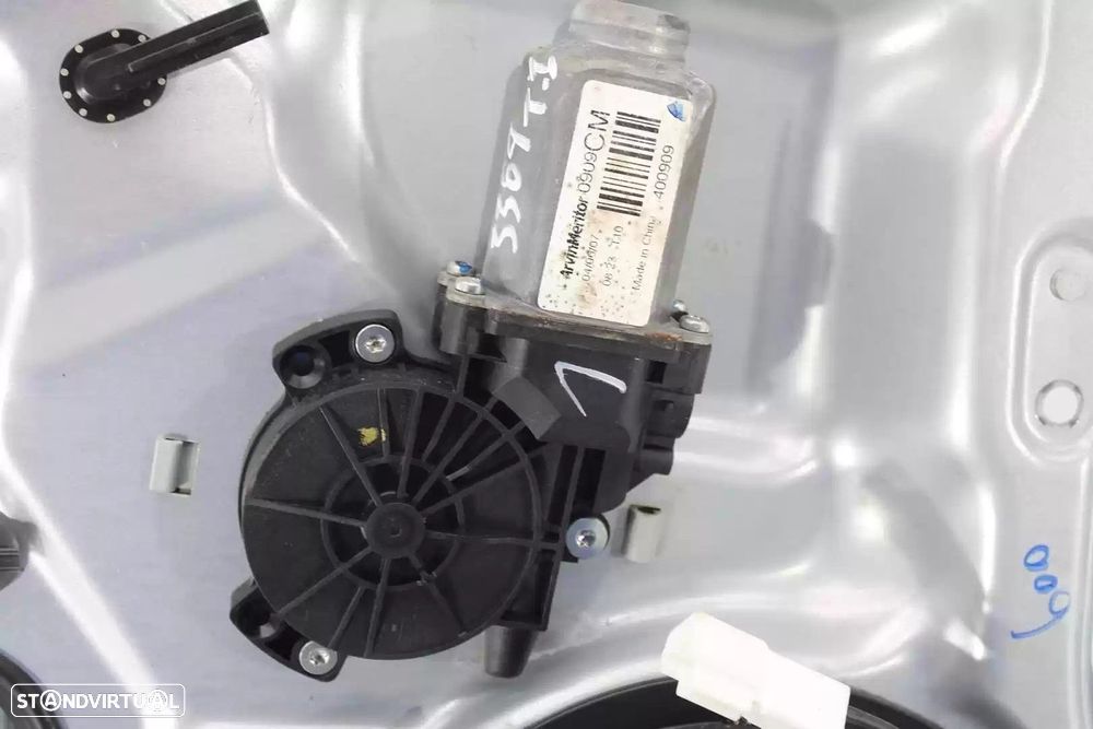 ELEVADOR DE VIDRO TRASEIRO ESQUERDO HYUNDAI SANTA FÉ II 2007 -0909CM400909 - 2