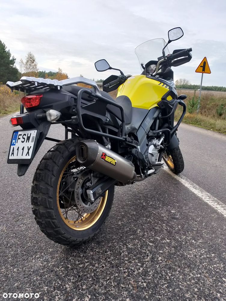 Suzuki V-STROM - 8