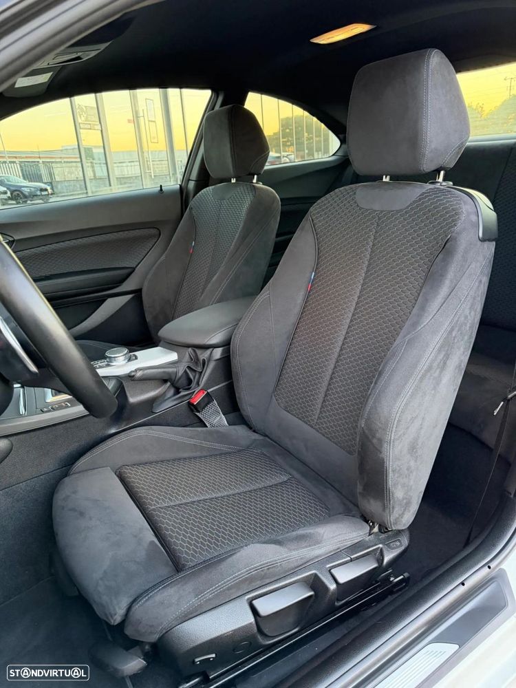 BMW 220 d Pack Desportivo M Pro Auto - 16