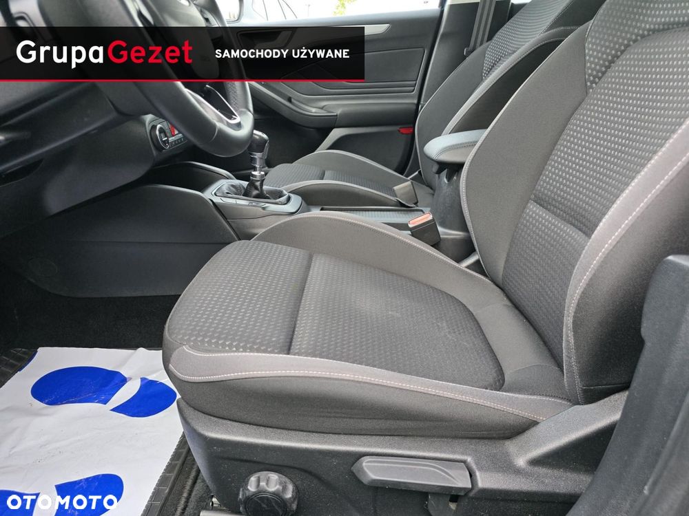 Ford Focus 1.0 EcoBoost Trend Edition - 28