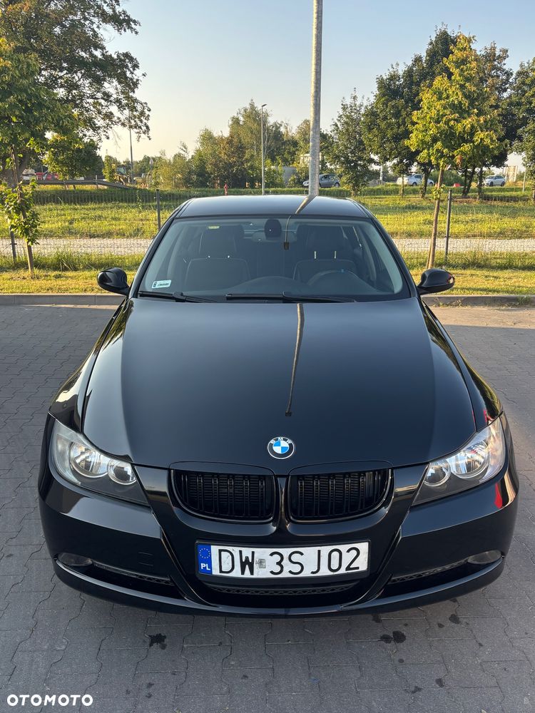 BMW Seria 3 325i - 1