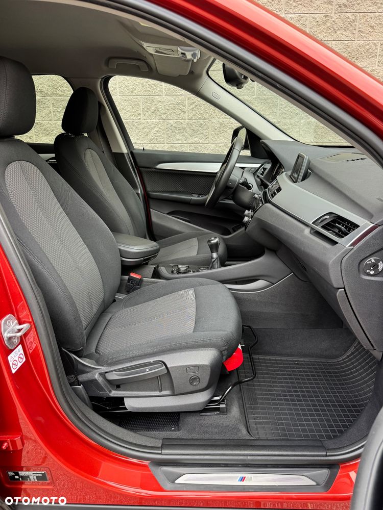 BMW X1 sDrive18i Advantage - 19