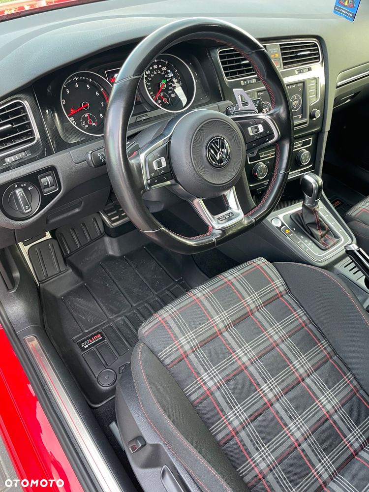Volkswagen Golf GTI Performance BlueMotion Technology DSG - 15
