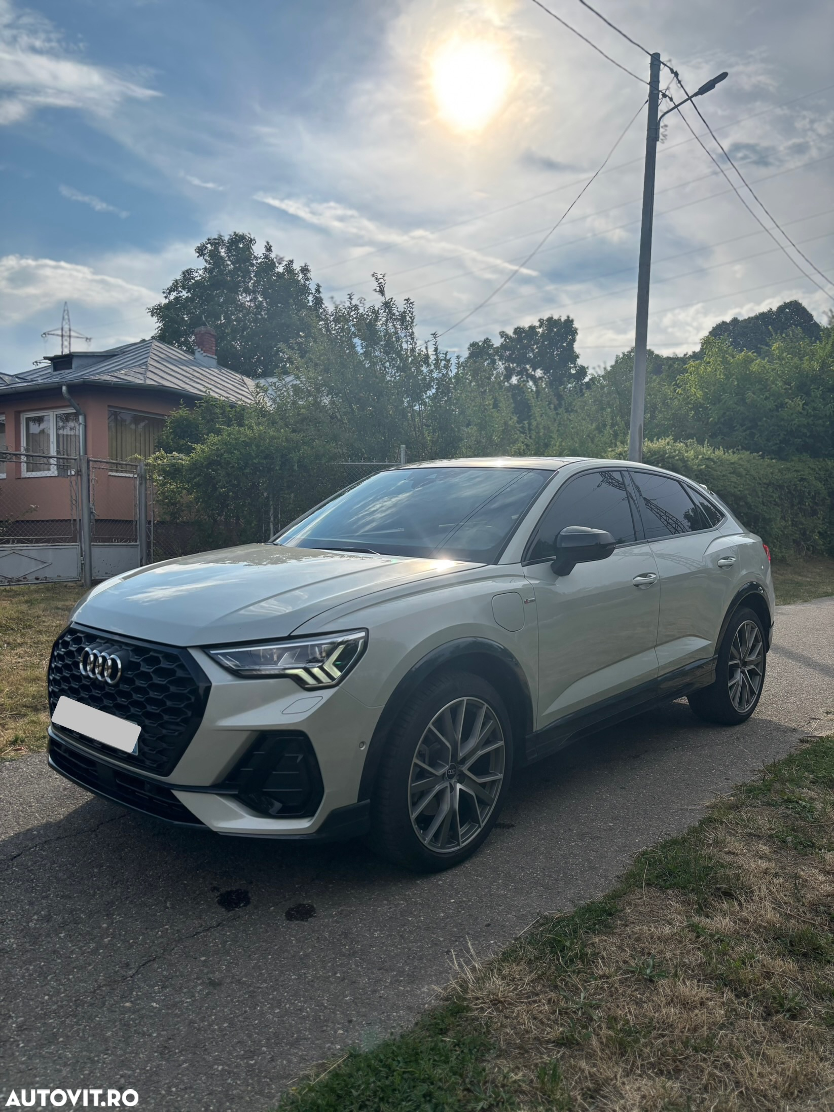 Audi Q3 45 TFSIe Sportback S tronic S line - 2