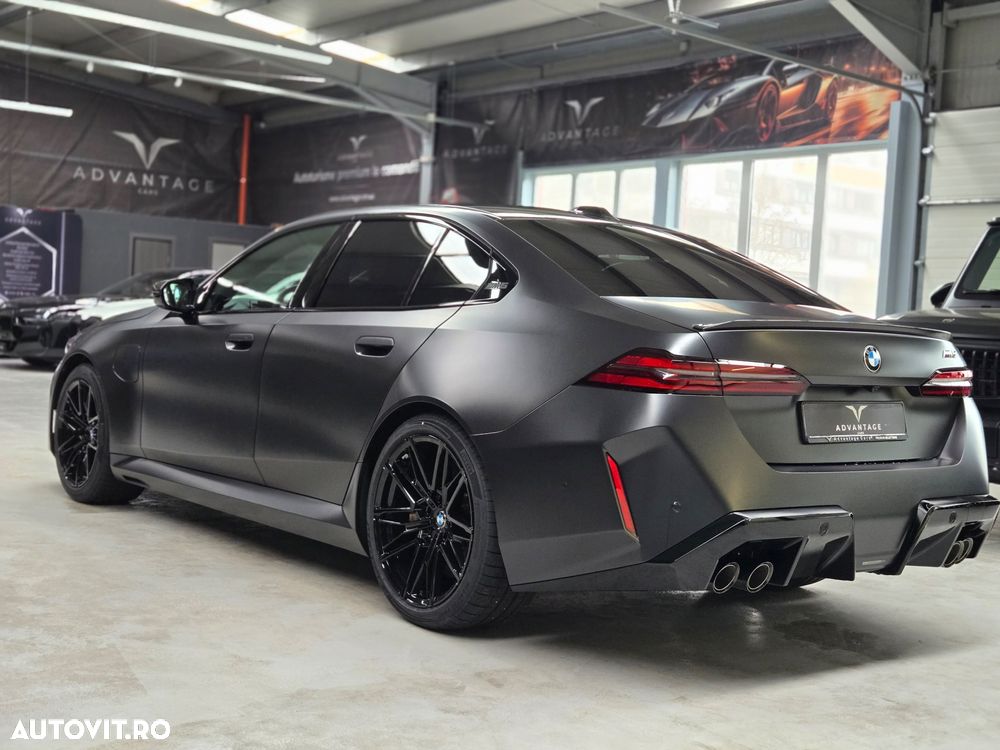 BMW M5 xDrive AT PHEV - 3