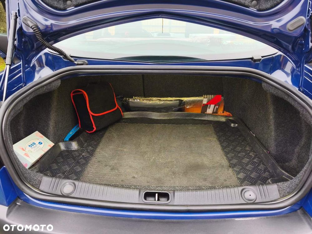 Renault Megane 1.5 dCi Confort Authentique - 17