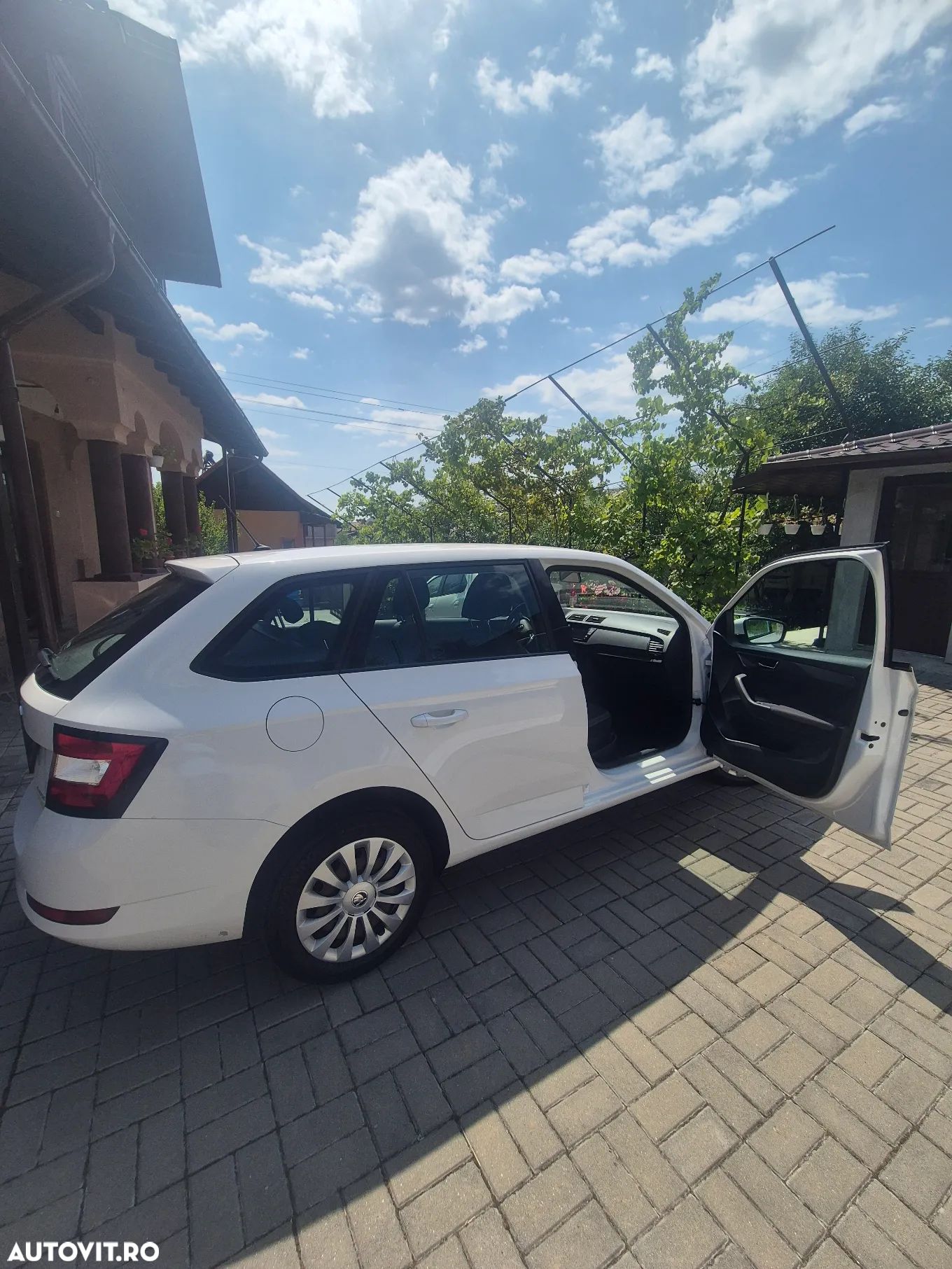 Skoda Fabia 1.0 TSI 95 CP Ambition - 1