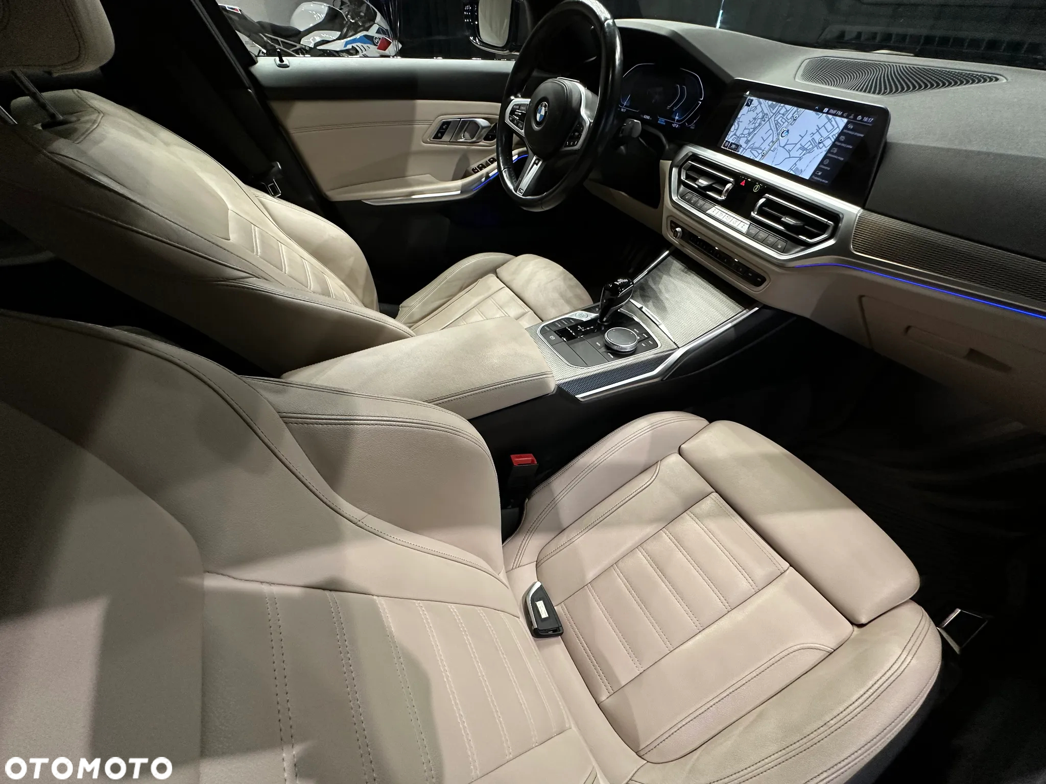 BMW Seria 3 320d xDrive M Sport sport - 16
