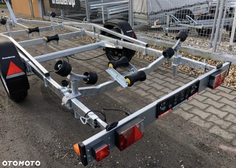 Brenderup 20130B DMC1300kg - 14