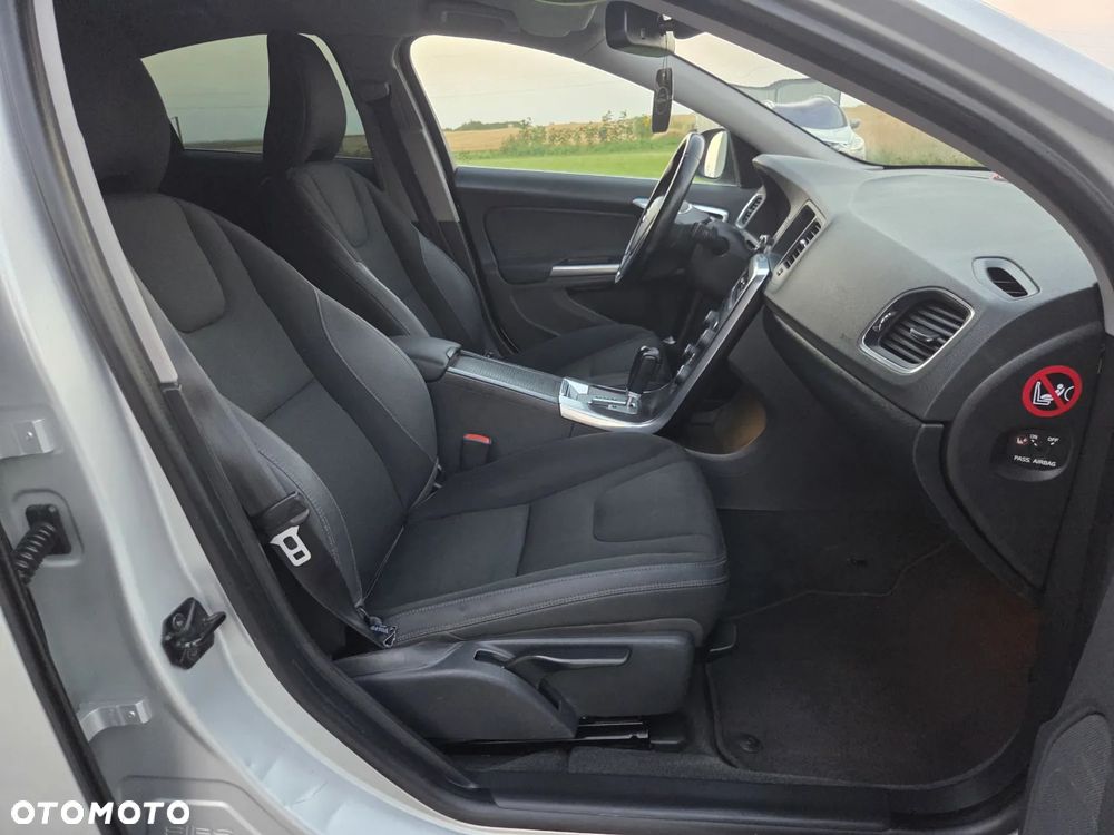 Volvo S60 - 18