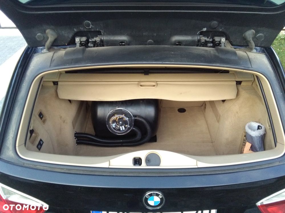 BMW Seria 3 - 12