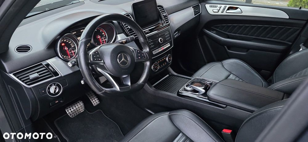 Mercedes-Benz GLE 250 d 4Matic 9G-TRONIC AMG Line - 6