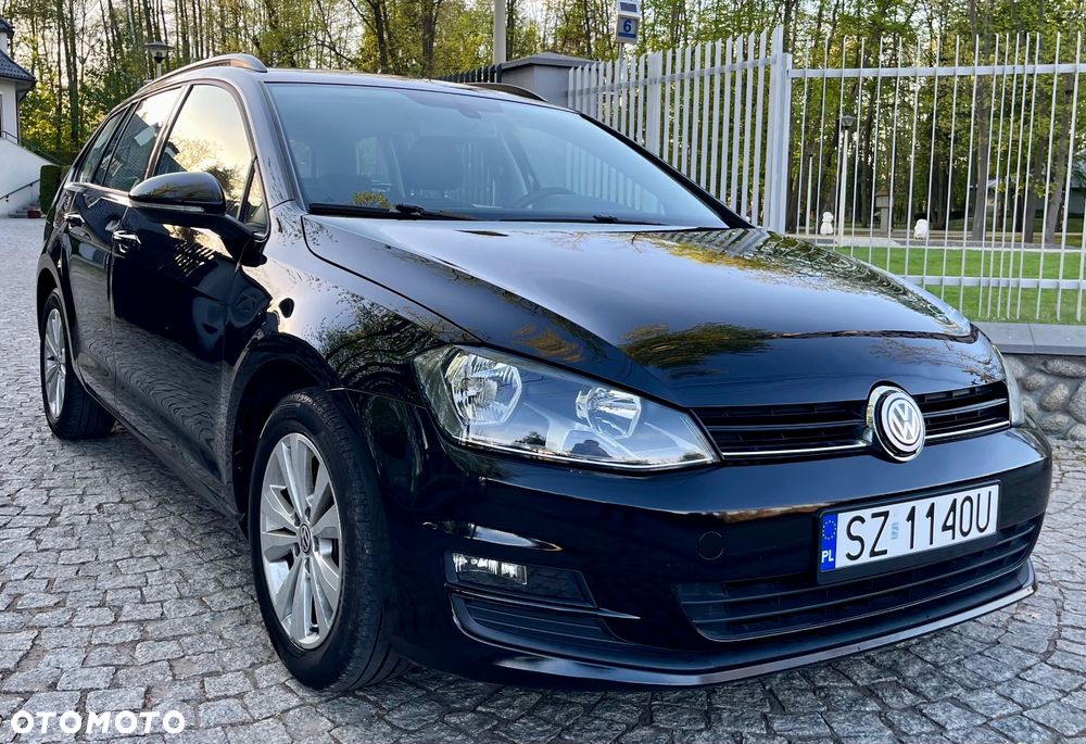 Volkswagen Golf 1.6 TDI DPF BlueMotion - 11