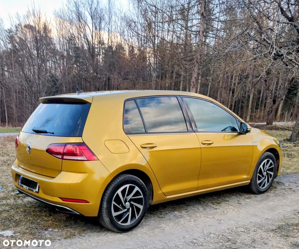 Volkswagen Golf 2.0 BlueTDI DSG Comfortline - 2