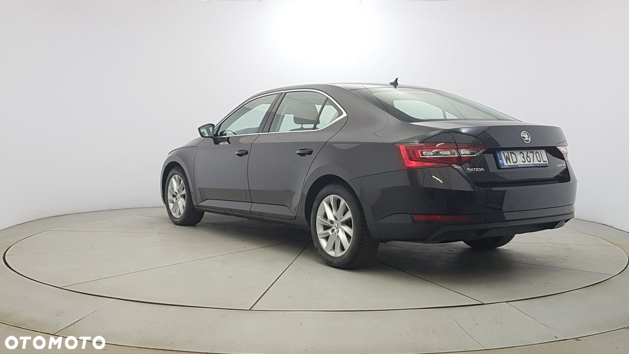 Skoda Superb - 5