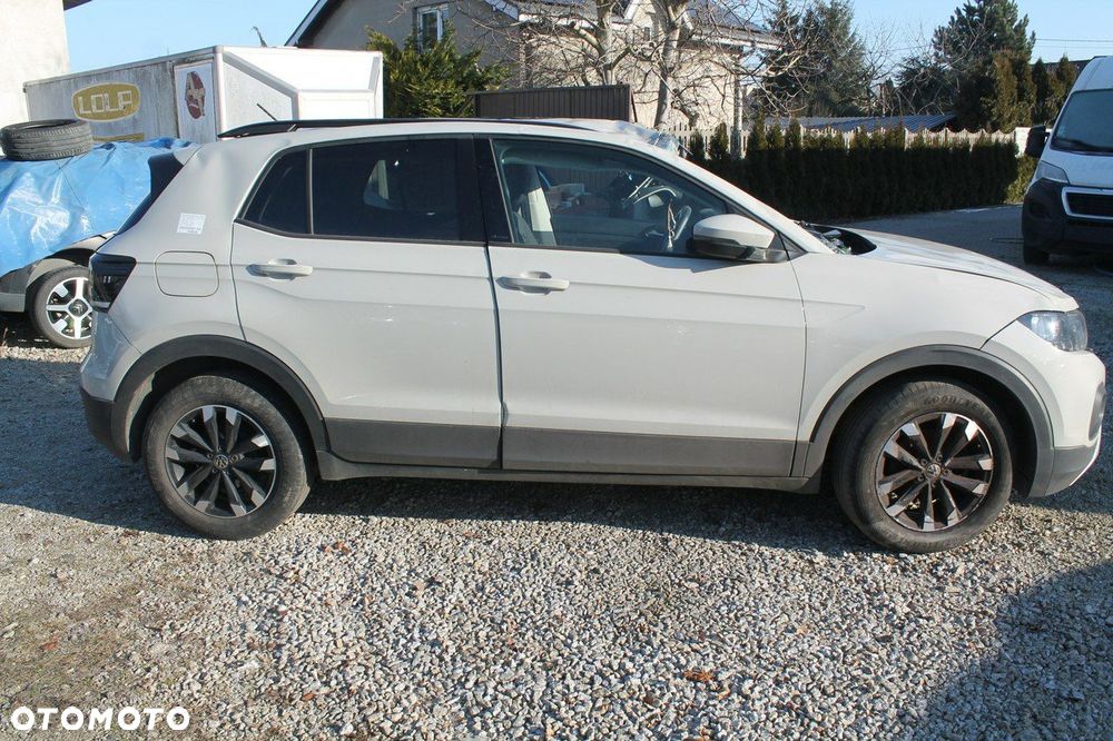 Volkswagen T-Cross - 4
