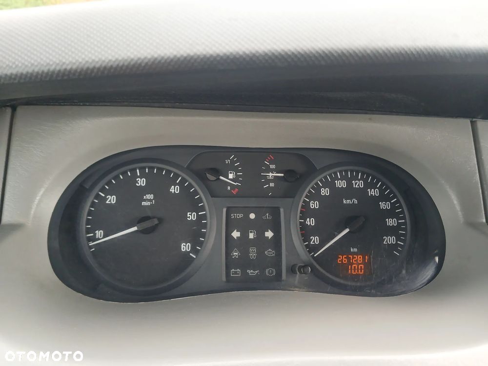 Opel Vivaro - 14