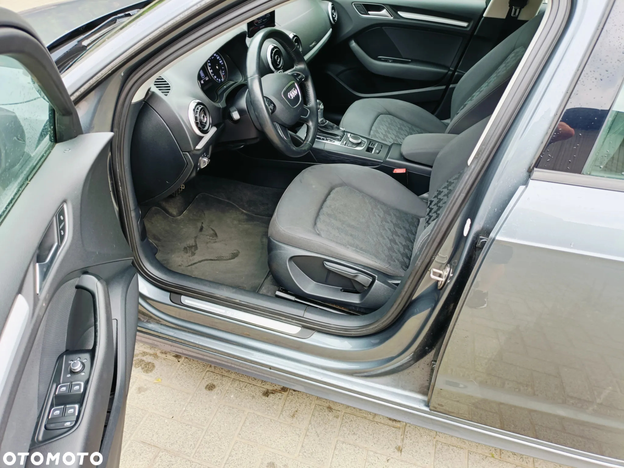 Audi A3 1.4 TFSI g-tron Sportback S tronic S line Sportpaket - 12