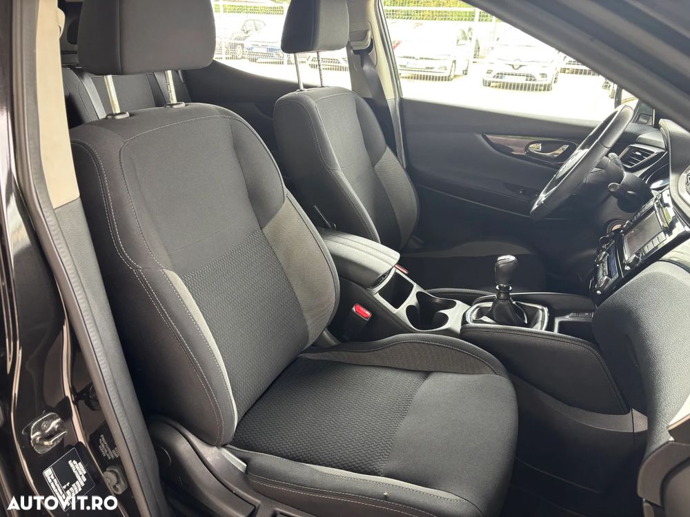 Nissan Qashqai 1.3 DIG-T ACENTA - 34