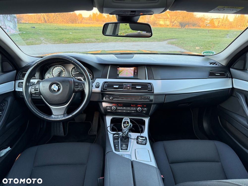 BMW Seria 5 ver-5er-touring-luxury-line - 6