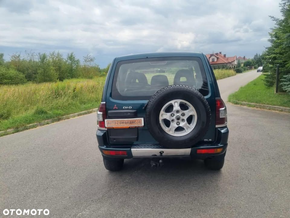 Mitsubishi Pajero - 8