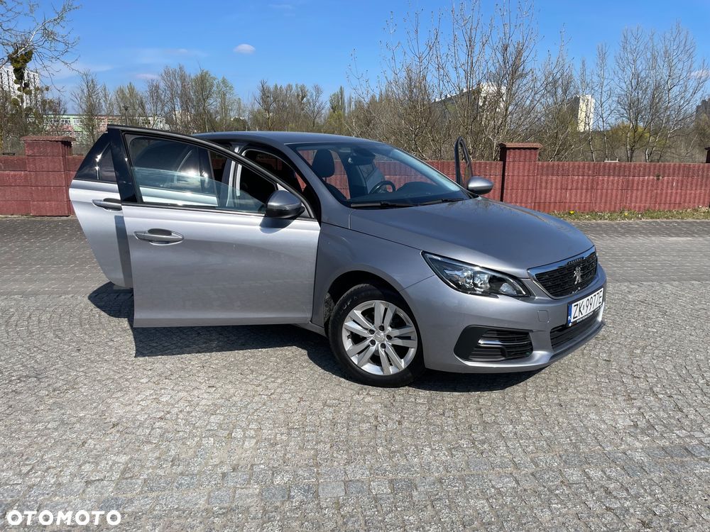 Peugeot 308 1.2 PureTech GPF Allure S&S - 10