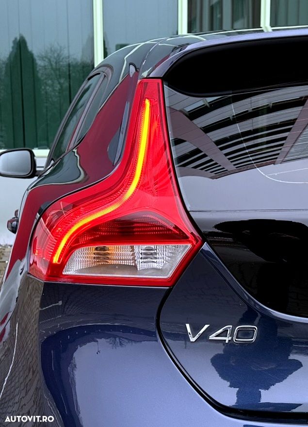 Volvo V40 - 20