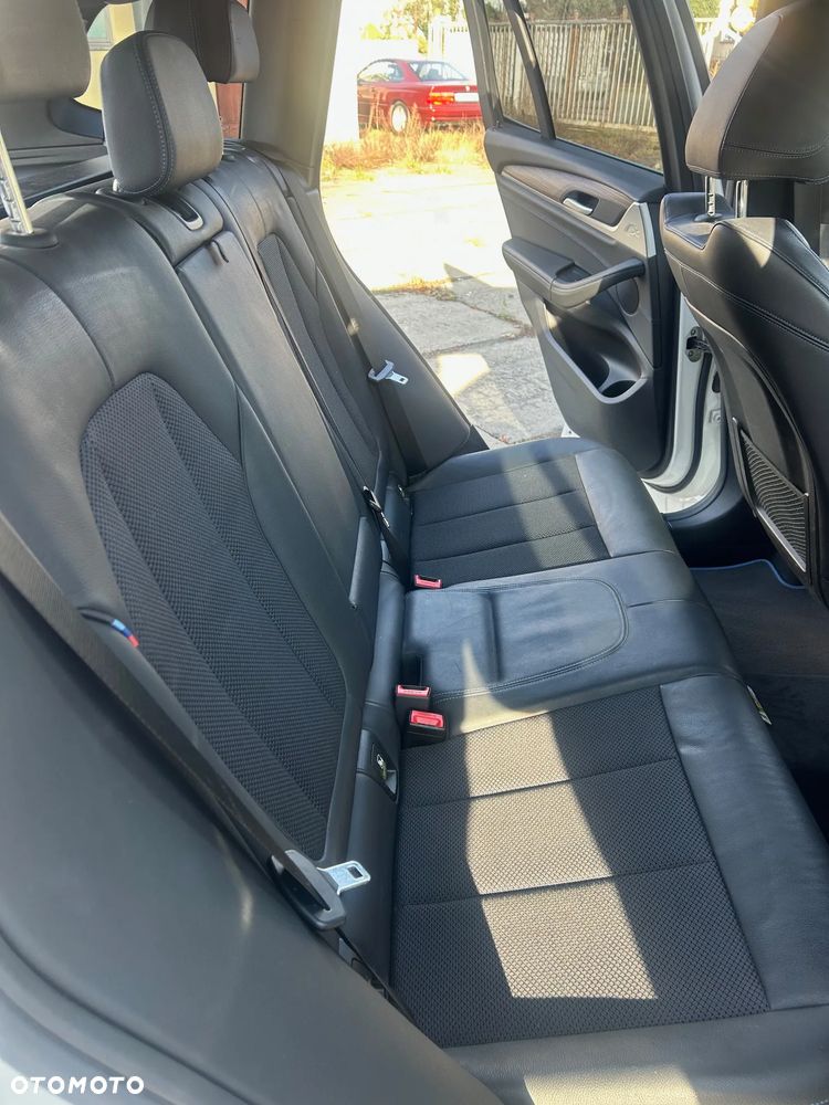 BMW X3 xDrive20d M Sport - 10