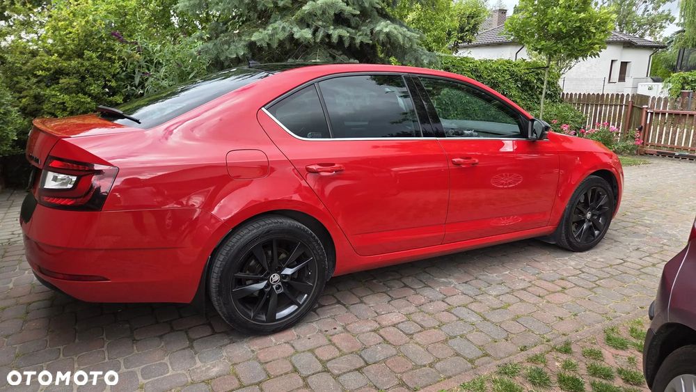 Skoda Octavia 1.8 TSI Clever DSG - 4