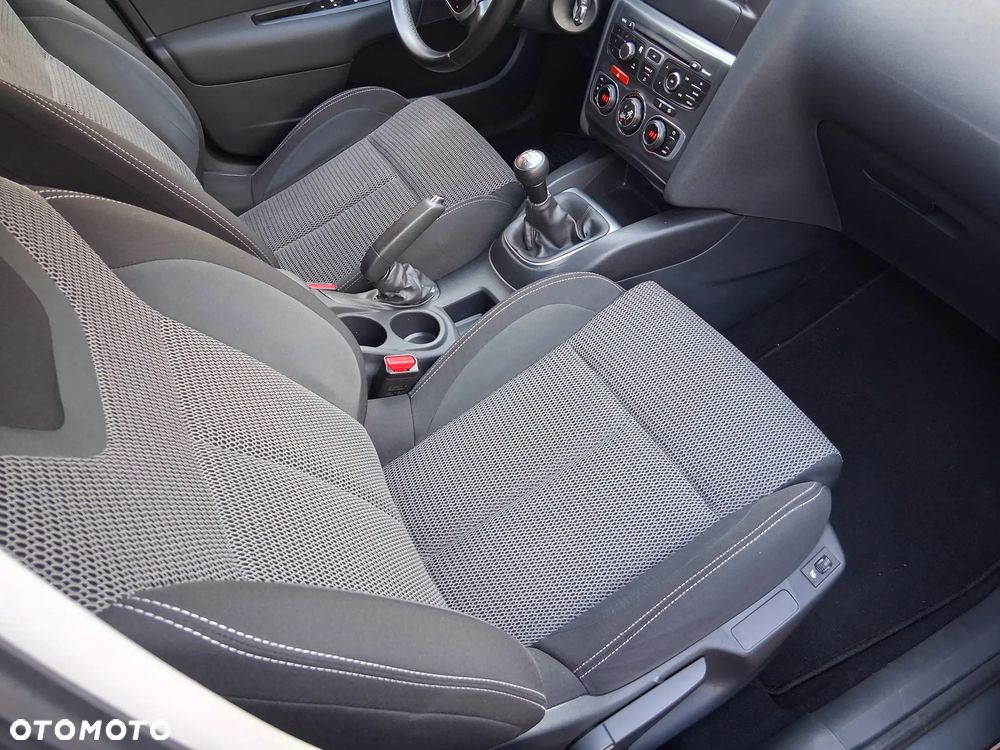 Citroën C4 HDi 90 Selection - 27