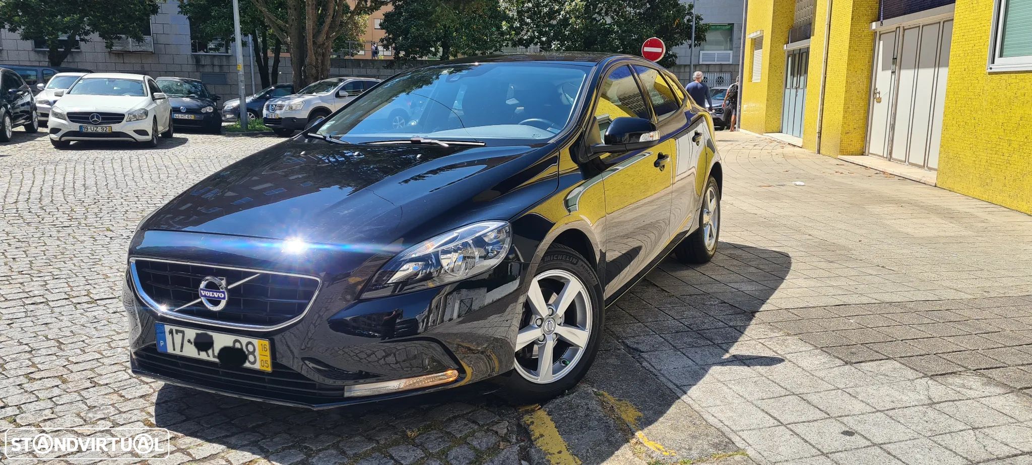 Volvo V40 2.0 D2 Kinetic Eco - 1