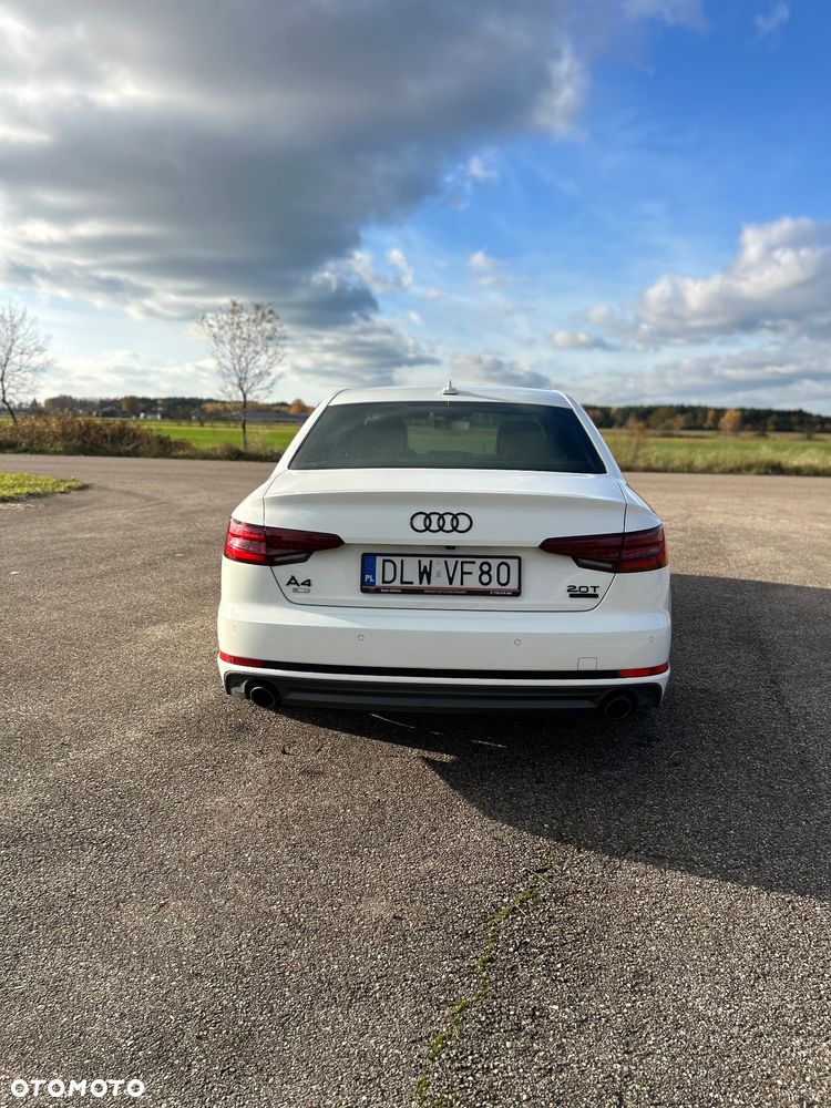 Audi A4 Limousine - 5