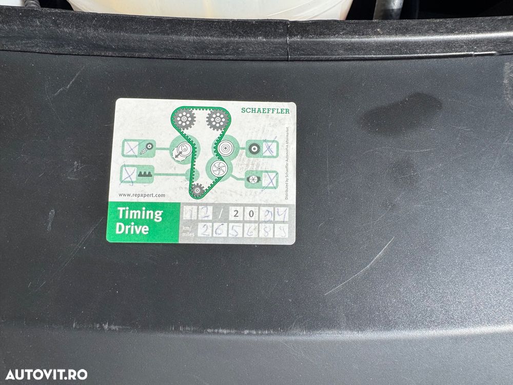 Volkswagen Multivan - 36