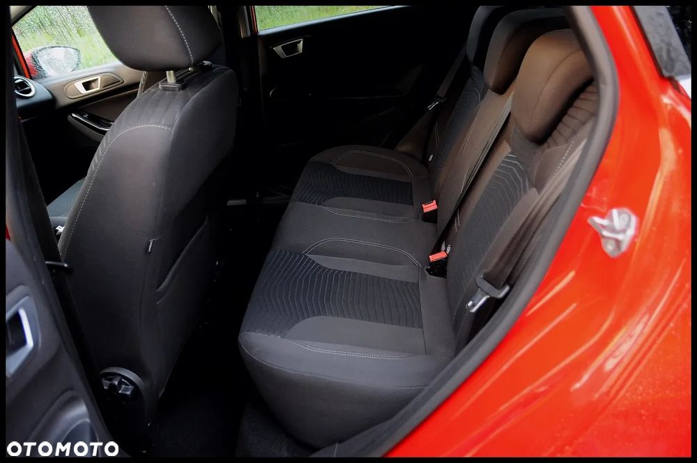 Ford Fiesta 1.0 EcoBoost S&S TITANIUM - 21