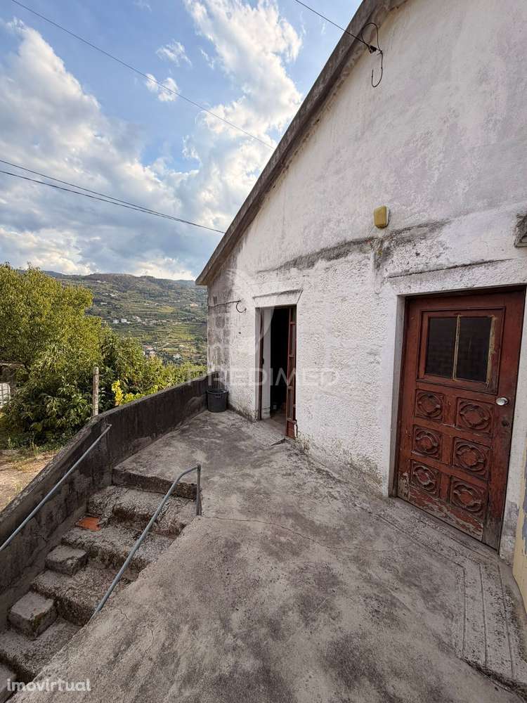 Moradia Rústica com Terreno e Vistas Rio Douro - Grande imagem: 3/10