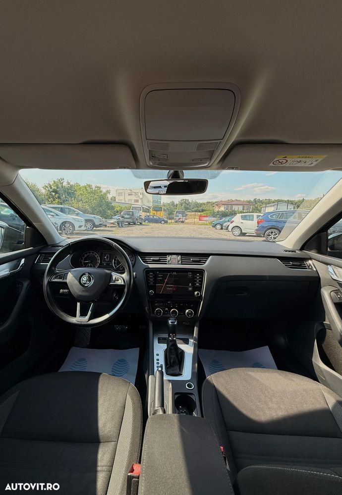 Skoda Octavia 1.6 TDI DSG Ambition - 20