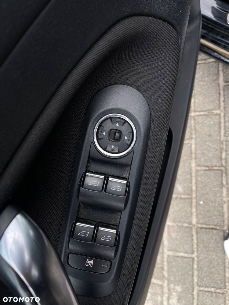 Ford Mondeo 2.0 TDCi Titanium - 14