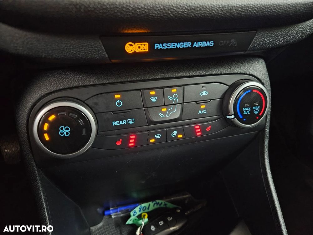 Ford Fiesta 1.0 EcoBoost Titanium - 4