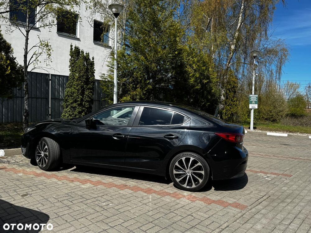 Mazda 3 - 10