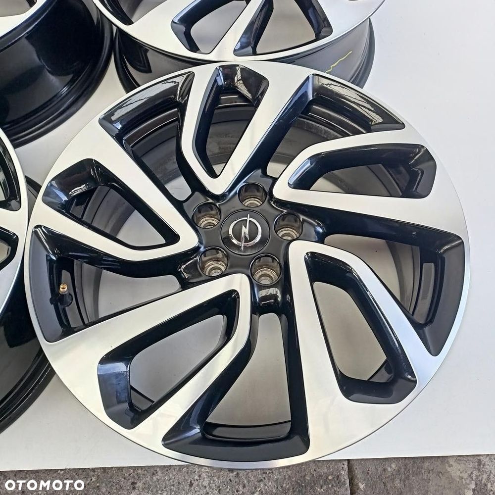 Alufelgi 5x108 19 Opel Grandland X YP00064680 4szt (H621) - 4