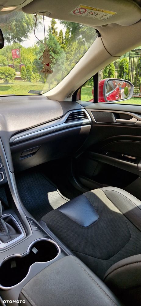 Ford Mondeo 2.0 TDCi Titanium PowerShift - 13