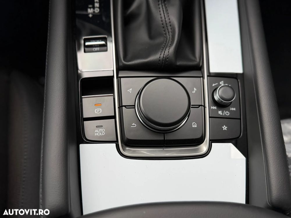 Mazda 3 e-SKYACTIV-X 186 M HYBRID Aut. CENTRE-LINE - 21