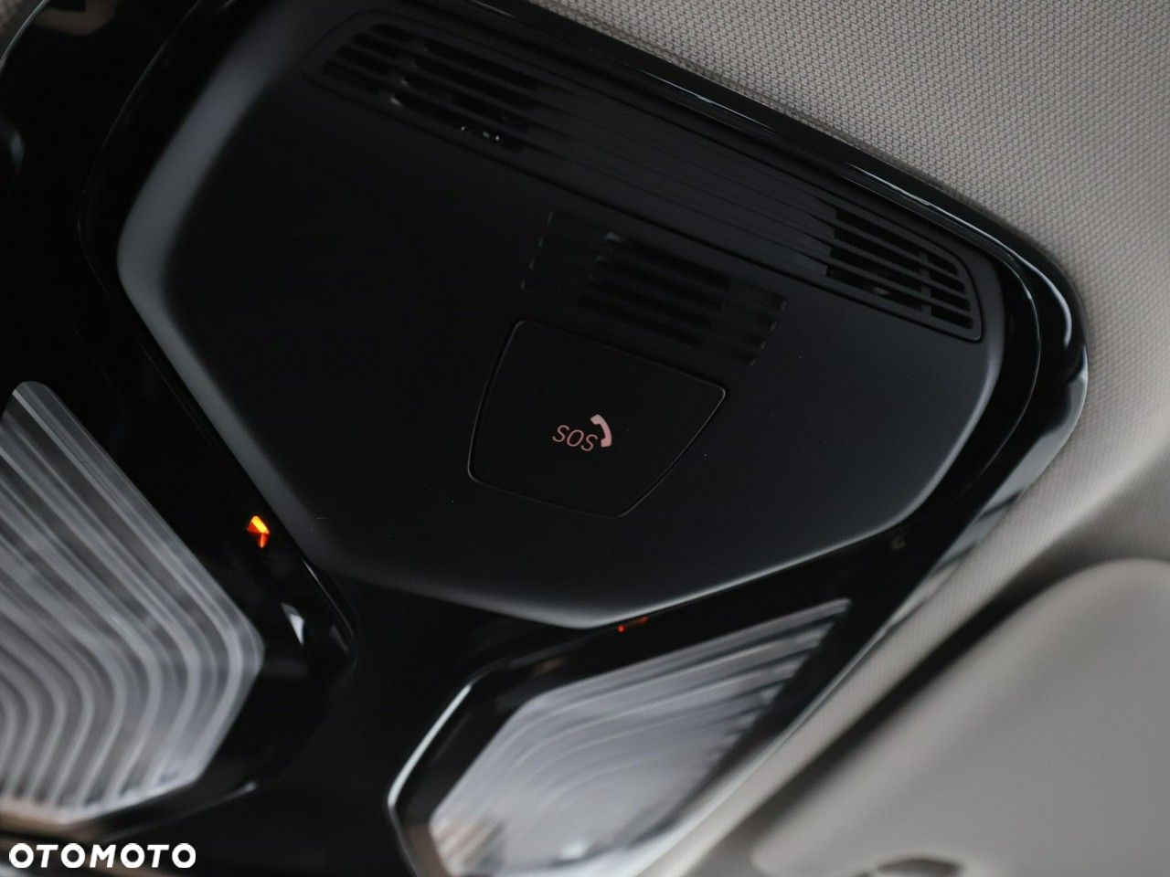 BMW Seria 3 320e PHEV - 38
