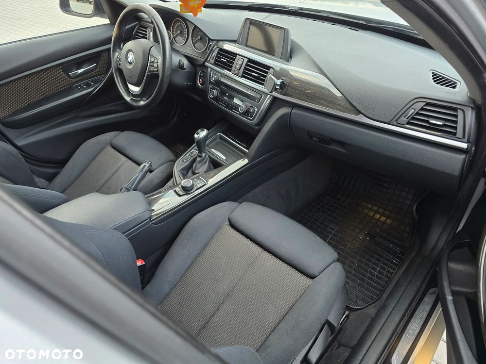 BMW Seria 3 - 31