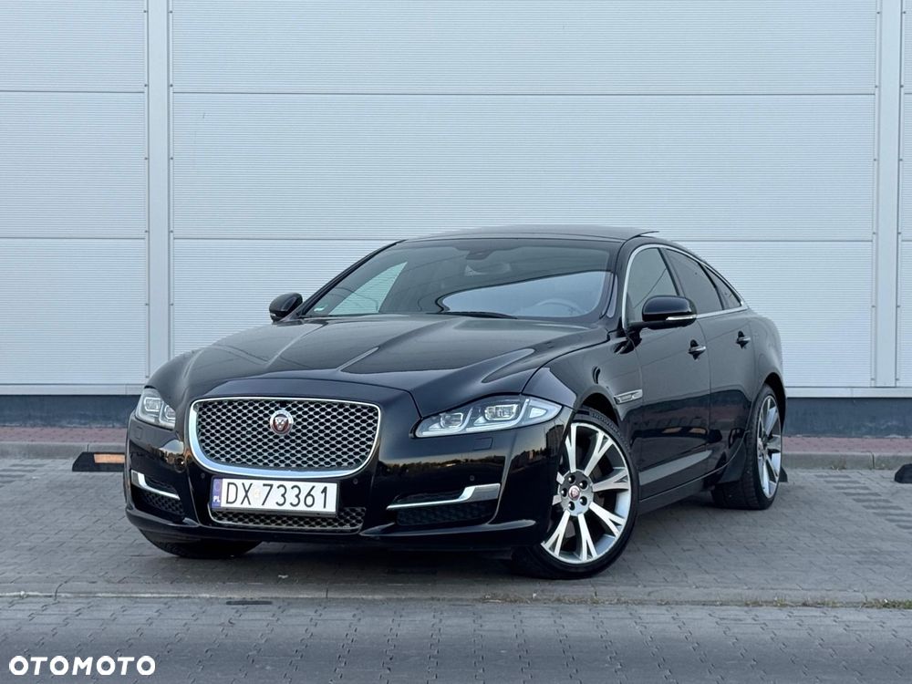 Jaguar XJ 3.0 V6 Diesel Portfolio - 1