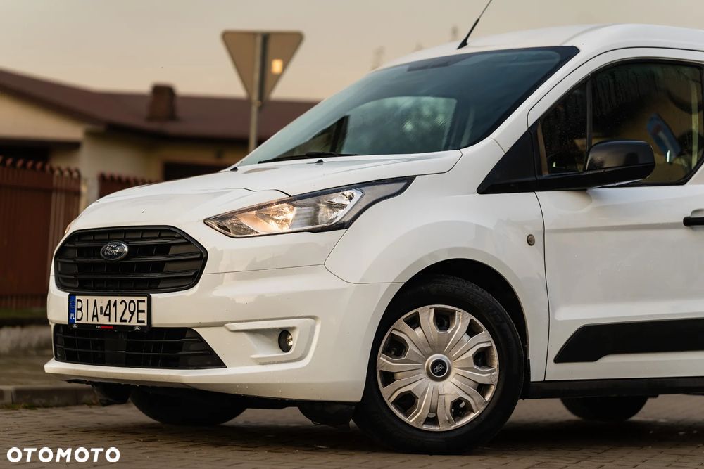 Ford Connect Transit - 12