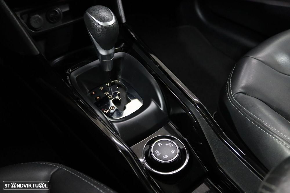 Peugeot 2008 1.2 PureTech Crossway EAT6 - 12